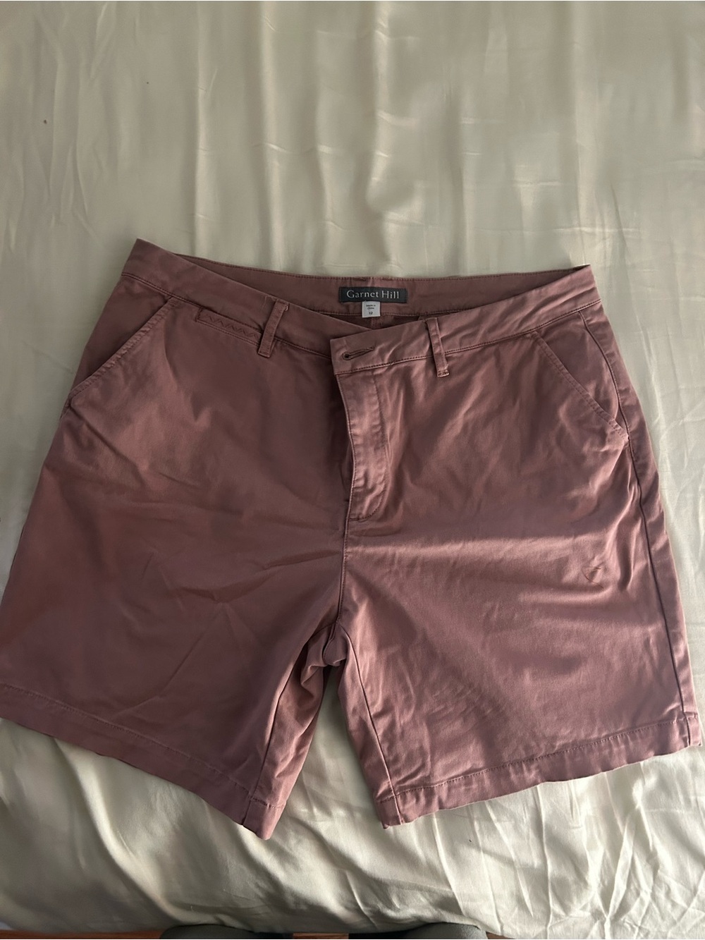 Garnet Hill Women’s Rosewood Flat-Front Chino Shorts